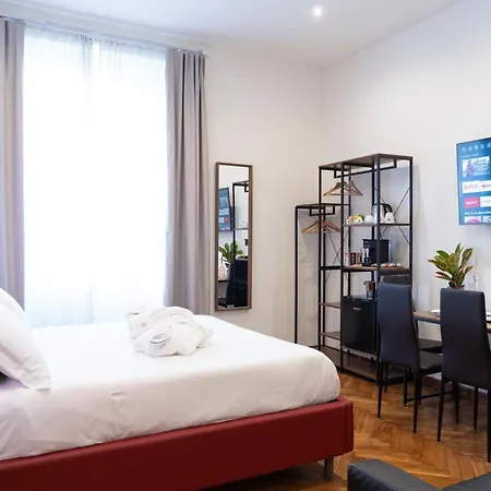 Varese Suites 招待所 瓦雷泽
